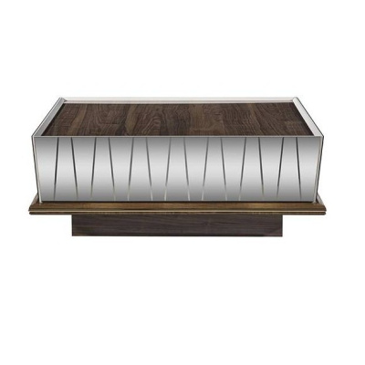 Tokyo jurnal masası